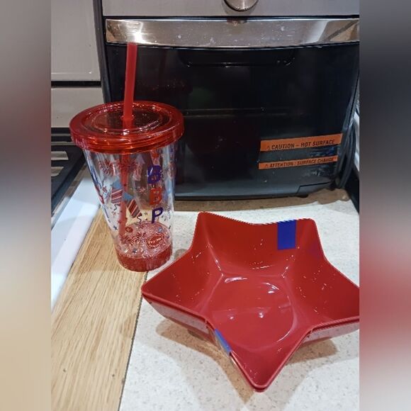 Patriotic 4th of July Red & Blue Bowls and Light Up Cups - Picture 8 of 8